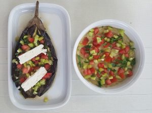 ΜΕΛΙΤΖΑΝΟΣΑΛΑΤΕΣ-ΓΟΝΔΟΛΑ-ΚΛΑΣΣΙΚΗ & ΜΕ ΜΑΓΙΟΝΕΖΑ Vefa Alexiadou Cookbooks & Blog vefaalexiadou.gr/2