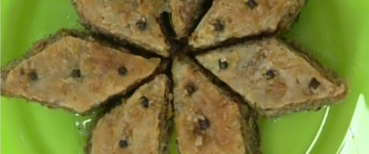 MPAKLAVAS ME 60 FYLLA TIS VEFAS ALEKSIADOU